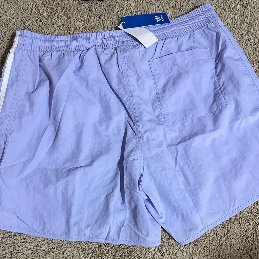 New XL men’s Adidas Lavender Shorts with White Stripes - Picture 5 of 6